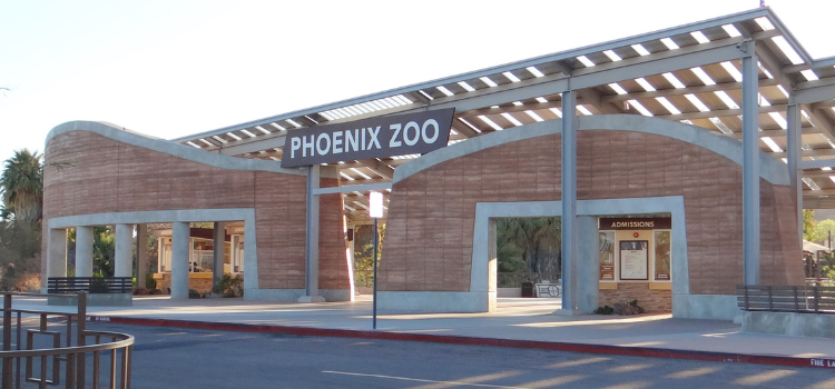 The entrance to the Phoenix Zoo in Arizona